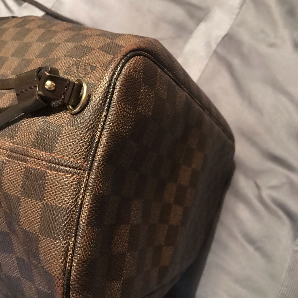 Extra pics of LV